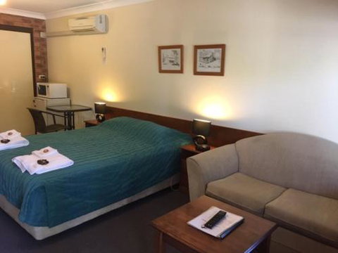 Nundle Accommodation - Holiday Sunshine Coast 3