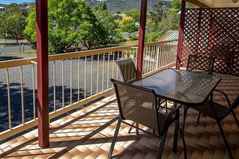 Nundle Accommodation - Holiday Sunshine Coast 4