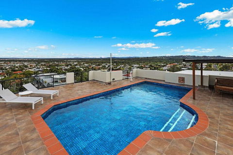 PRTFINO Ultimate Penthouse - Sunshine Coast Tourism 1