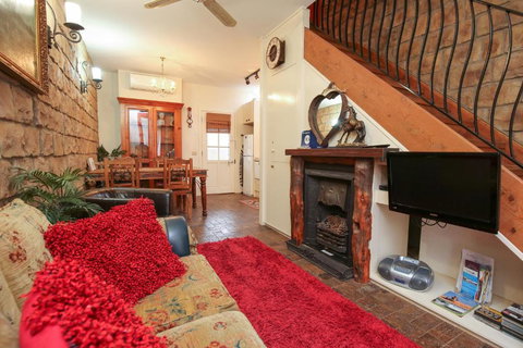 The Stable On Olive - Sunshine Coast Tourism 1