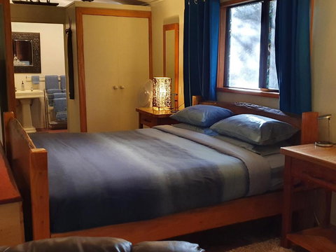 Garden Studio - Sunshine Coast Tourism 4