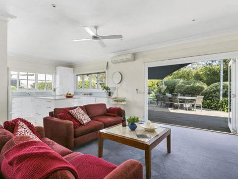 Lanoma - Holiday Sunshine Coast 3