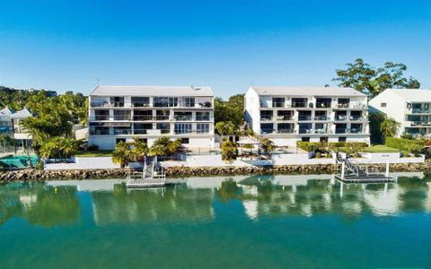 Apartment 5 Commodore - Holiday Sunshine Coast 2