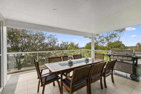 Amalfi - Holiday Sunshine Coast 4