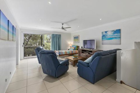 Amalfi - Holiday Sunshine Coast 5