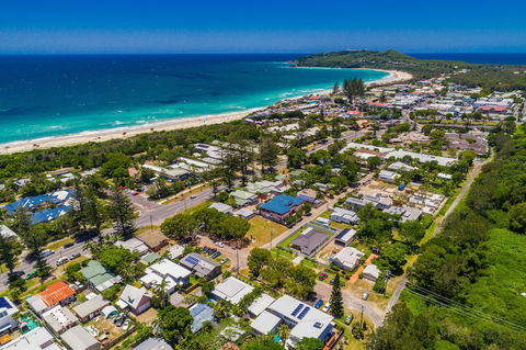 A PERFECT STAY - Aaloka Bay - Sunshine Coast Tourism 0