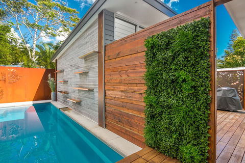 A PERFECT STAY - Studio 9 - Sunshine Coast Tourism 1