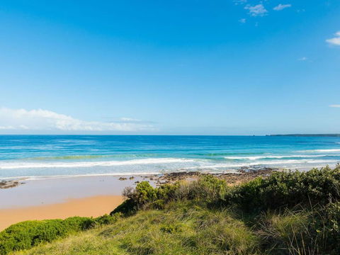 Swan Bay Views - Sunshine Coast Tourism 3