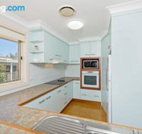 SEASCAPE An Enticing Lakeside Escape - Sunshine Coast Tourism