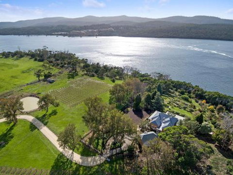 Pointe Rapide Estate Labode Accommodation - Sunshine Coast Tourism 1