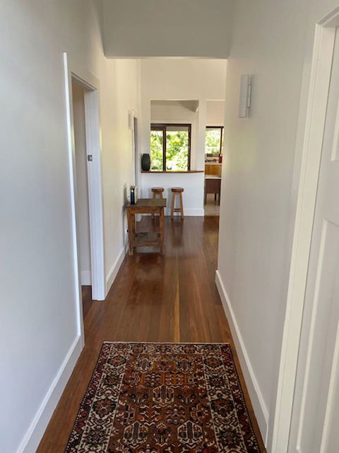 Seaview On Byron - Sunshine Coast Tourism 1