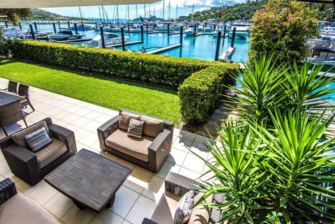 Pavillions 2 Luxury 4 Bedroom 3 Bathroom With In-ground Pool And Golf Buggy - Sunshine Coast Tourism 4