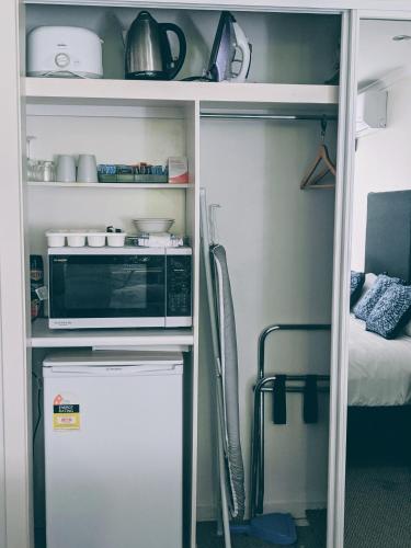 Little Diggers - Holiday Sunshine Coast 0