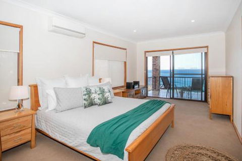 Panoramic Views 170 Mitchell Pde - Holiday Sunshine Coast 6
