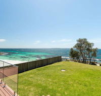 Bimbadgen at Hyams Beach 4pm Check Out Sundays - Holiday Sunshine Coast