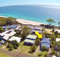 Bimbimbie at Hyams Beach 4pm Check Out Sundays - Holiday Sunshine Coast