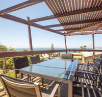 The Lookout at Hyams Beach 4pm Check Out Sundays - Holiday Sunshine Coast
