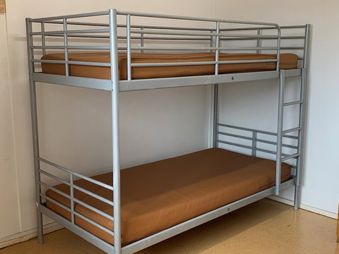 Roey Backpackers & Party Bar - Sunshine Coast Tourism 1