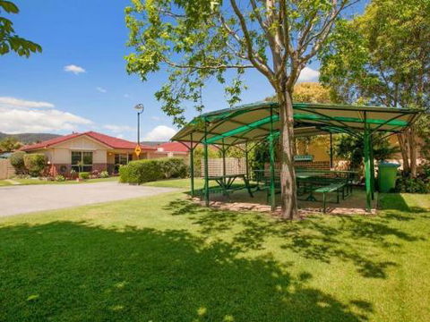 Paradise At The Beach Rosebud - Sunshine Coast Tourism 6