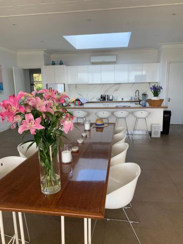 Salt - Holiday Sunshine Coast 3