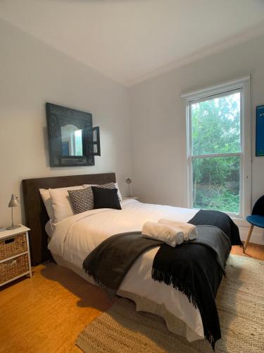 Salt - Holiday Sunshine Coast 4