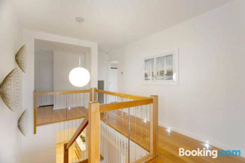 Anchor Beachfront Retreat - Holiday Sunshine Coast 0