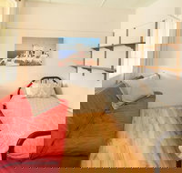 Jetty Jaunt - Sunshine Coast Tourism