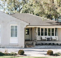 KIRRIEMUIR Burradoo Southern Highlands 4pm Check Out Sunday - Sunshine Coast Tourism