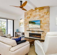 Kickenbach at Hyams Beach 4pm Check Out Sundays - Holiday Sunshine Coast