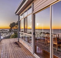 Sea Point at Hyams Beach 4pm Check Out Sundays - Holiday Sunshine Coast