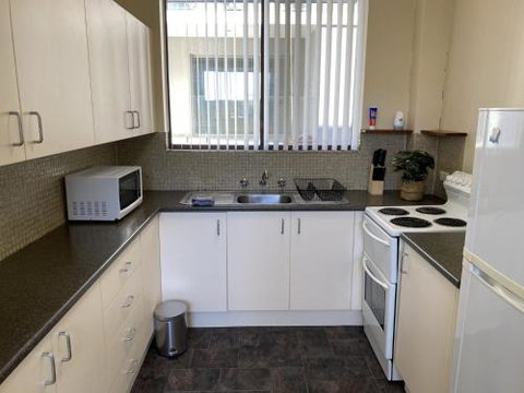 Flynns Retreat Everard Street - Holiday Sunshine Coast 5