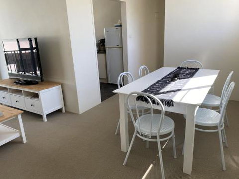 Flynns Retreat Everard Street - Holiday Sunshine Coast 2