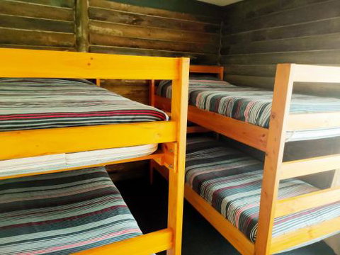 Lakes Entrance Log Cabins - Holiday Sunshine Coast 3