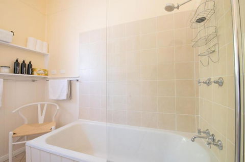 The Cottage Bondonga - Sunshine Coast Tourism 5