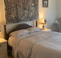 Hilltop Gallery - Sunshine Coast Tourism