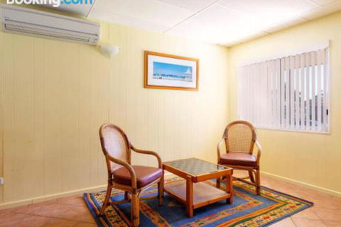 Perrumba Street Cottage - Sunshine Coast Tourism 3