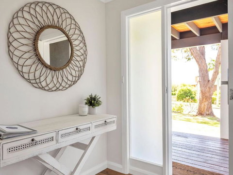 Sea Salt NARRAWALLEE - Sunshine Coast Tourism 2