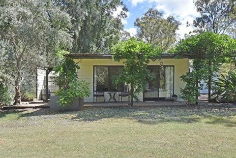 Olive Grove Studio 1 - Sunshine Coast Tourism 3