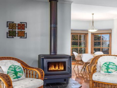 GULL HOUSE Kiama 4pm Check Out Sundays - Holiday Sunshine Coast 4