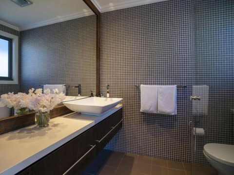 ARALUEN HOUSE Werri Beach 4pm Check Out Sundays - Holiday Sunshine Coast 4