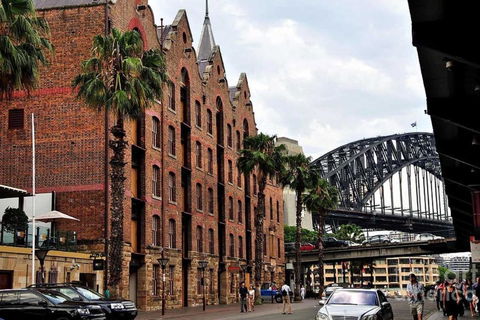 A Cozy & Modern Studio Next To Darling Harbour - Holiday Sunshine Coast 4