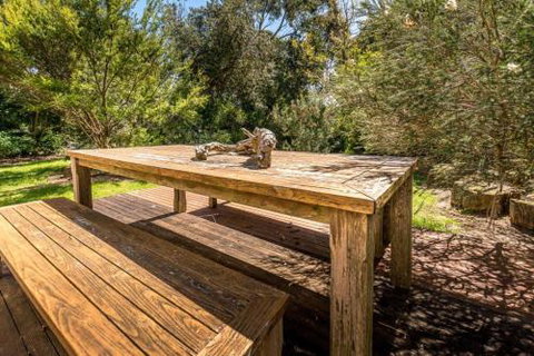 Sixteen Ash Ave Sandy Point - Sunshine Coast Tourism 0