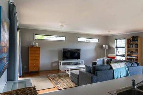 34 Ash Avenue Sandy Point - Sunshine Coast Tourism 1