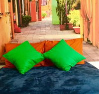 Potts Point Studio - Holiday Sunshine Coast