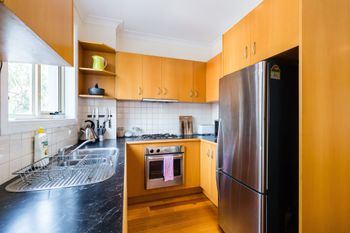 KIM 2BDR West Melbourne Apartment - Holiday Sunshine Coast 4