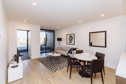 Homely Apartments In Southbank - Holiday Sunshine Coast 3