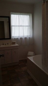 Strahan Holidays - Sunshine Coast Tourism 3