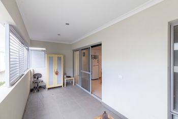 Conveniently Located Luxury Home 10 Mins From CBD - Holiday Sunshine Coast 2