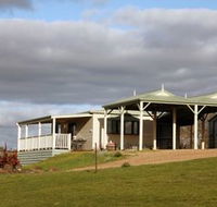 Clunes Cabins Rejuvenate Stays - Sunshine Coast Tourism