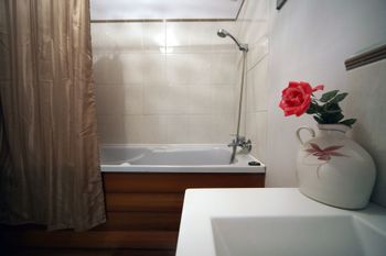 Clunes Cabins Rejuvenate Stays - Sunshine Coast Tourism 2